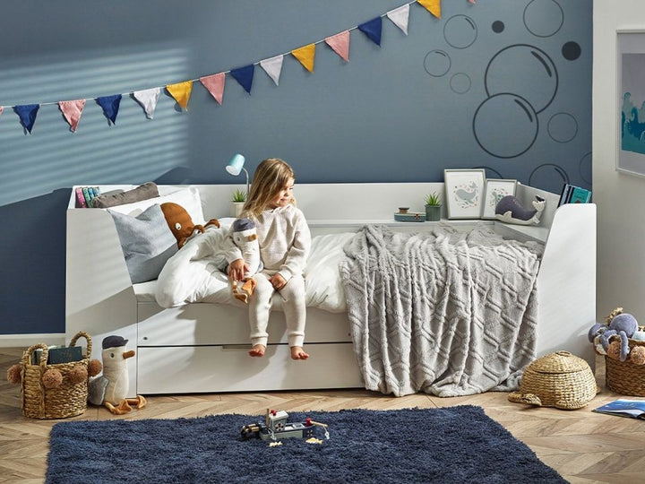 Cyclone Day Bed - White