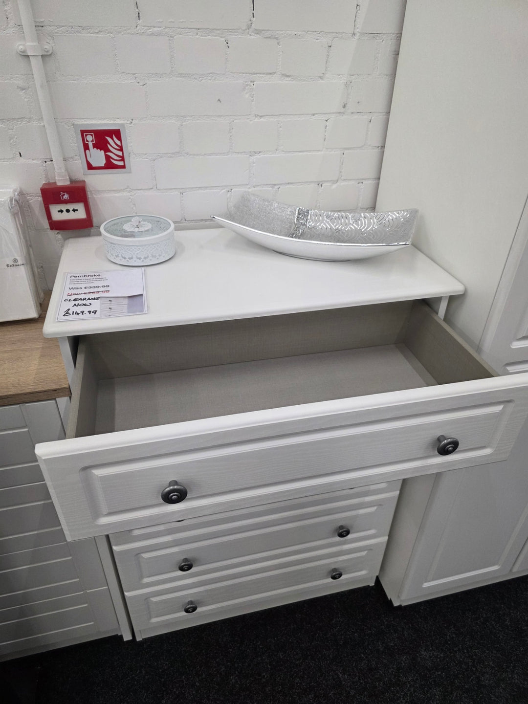 Pembroke 5 Drawer Chest