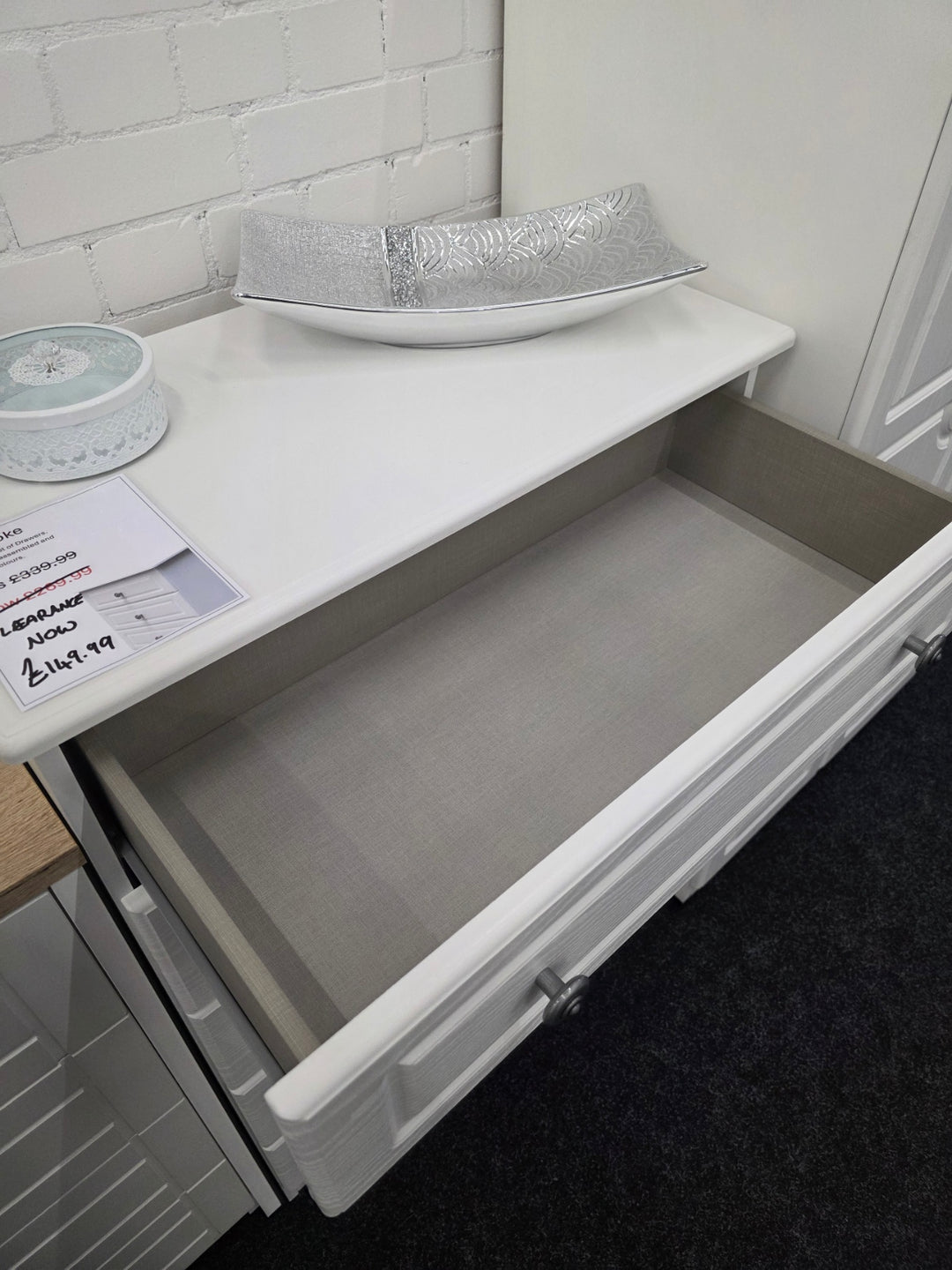 Pembroke 5 Drawer Chest