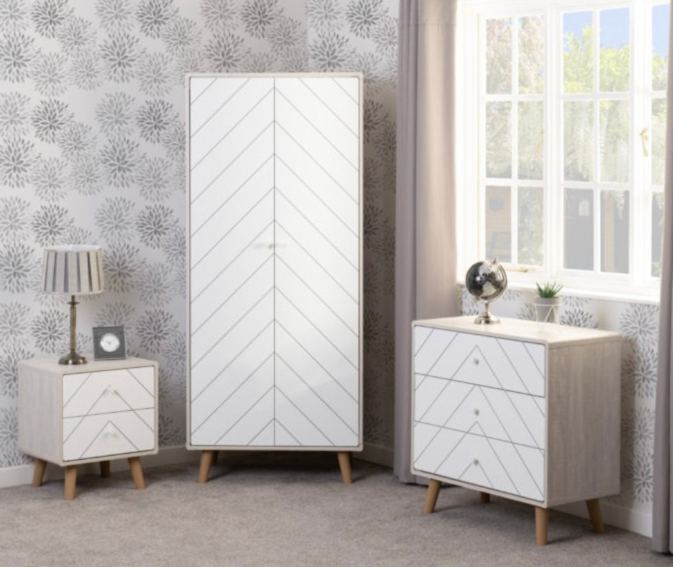 Dixie Trio Bedroom Set