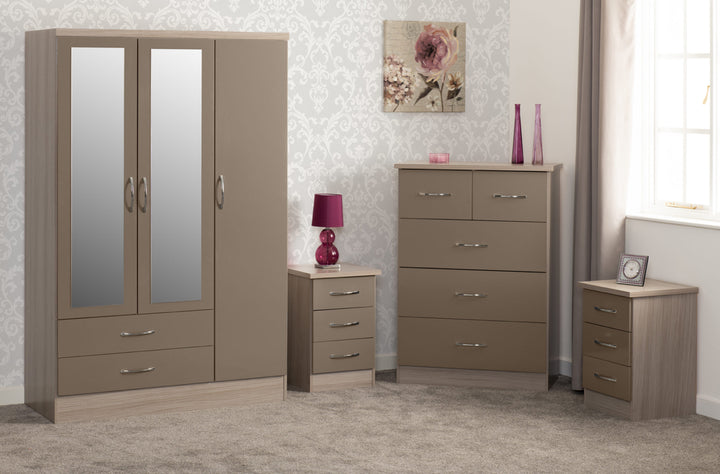 Nevada 3 Door 2 Drawer Wardrobe Bedroom Set