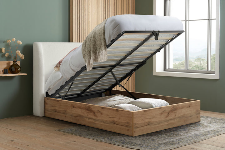 Halfden Ottoman