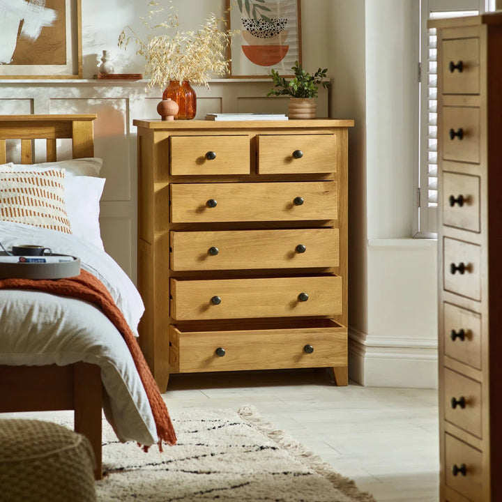 Marlborough Oak 4+2 Drawer Chest